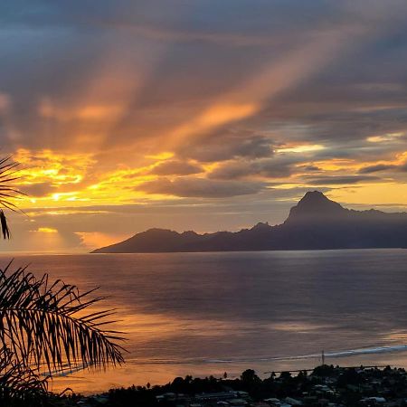 Au Soleil Couchant Punaauia  Luaran gambar